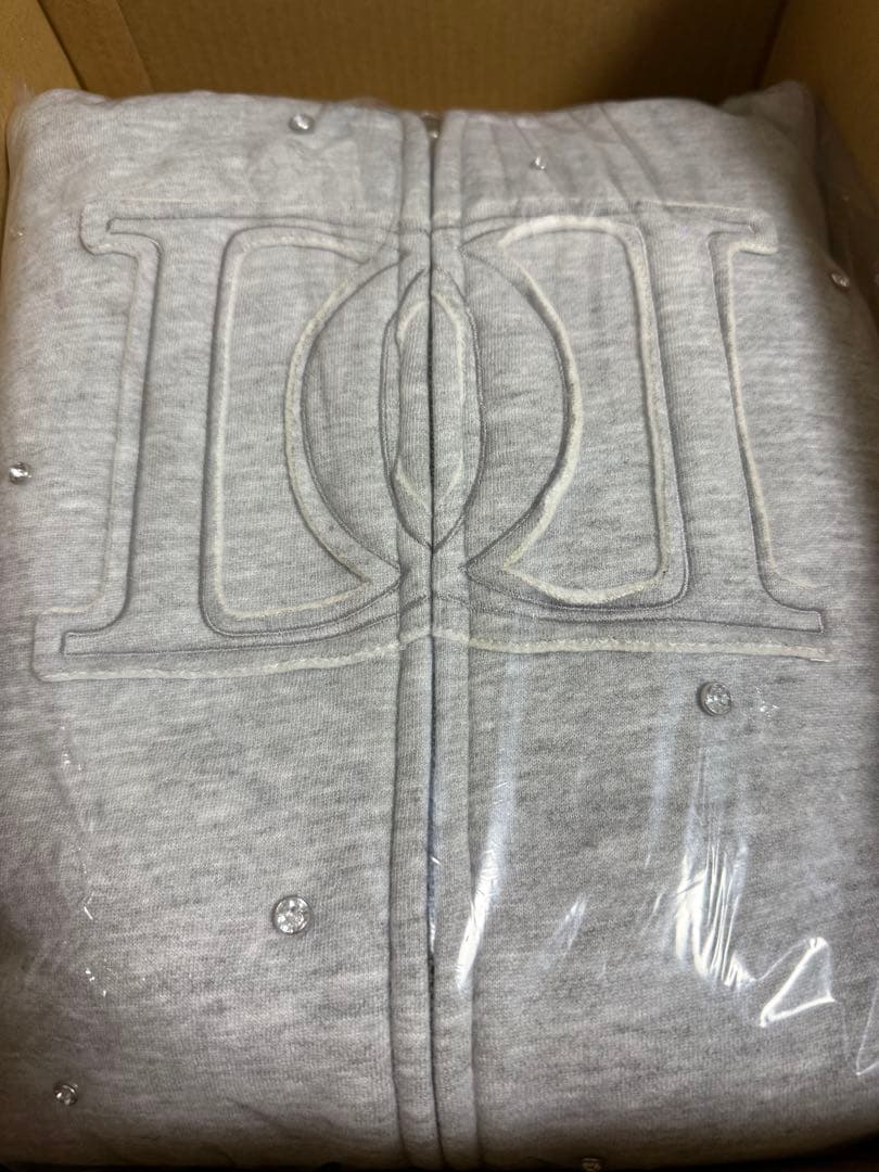 Darich♡新品DDロゴビジュージップパーカー