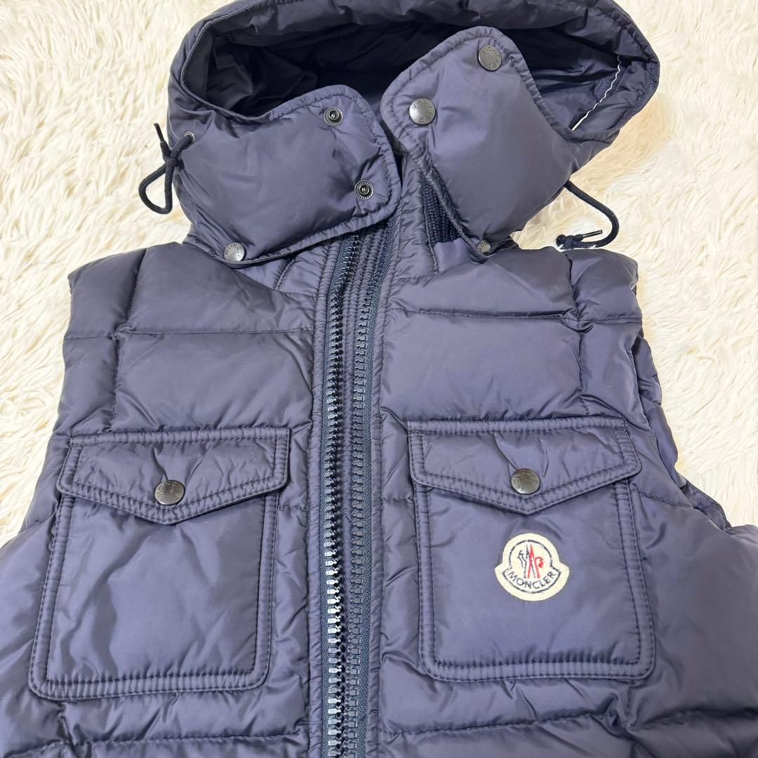 MONCLER ダウンベスト　ネイビー　サイズ0 フードあり