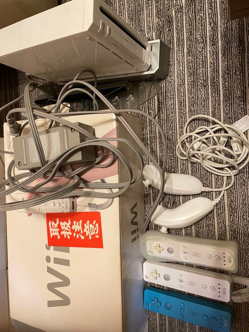 任天堂　Wii本体　ソフト　ボード付