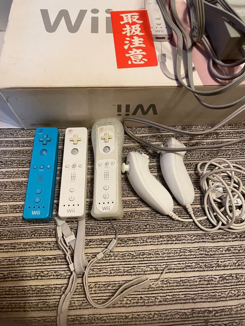 任天堂　Wii本体　ソフト　ボード付