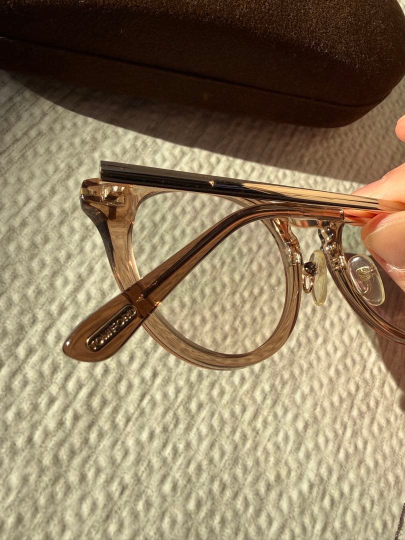 TOM FORD TF 5467クリアブラウン サングラス