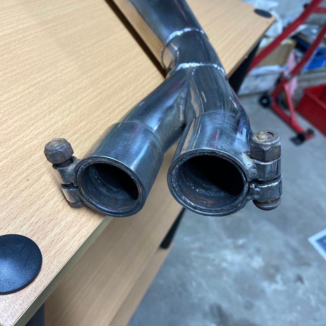 WMウェリントン製　マフラー