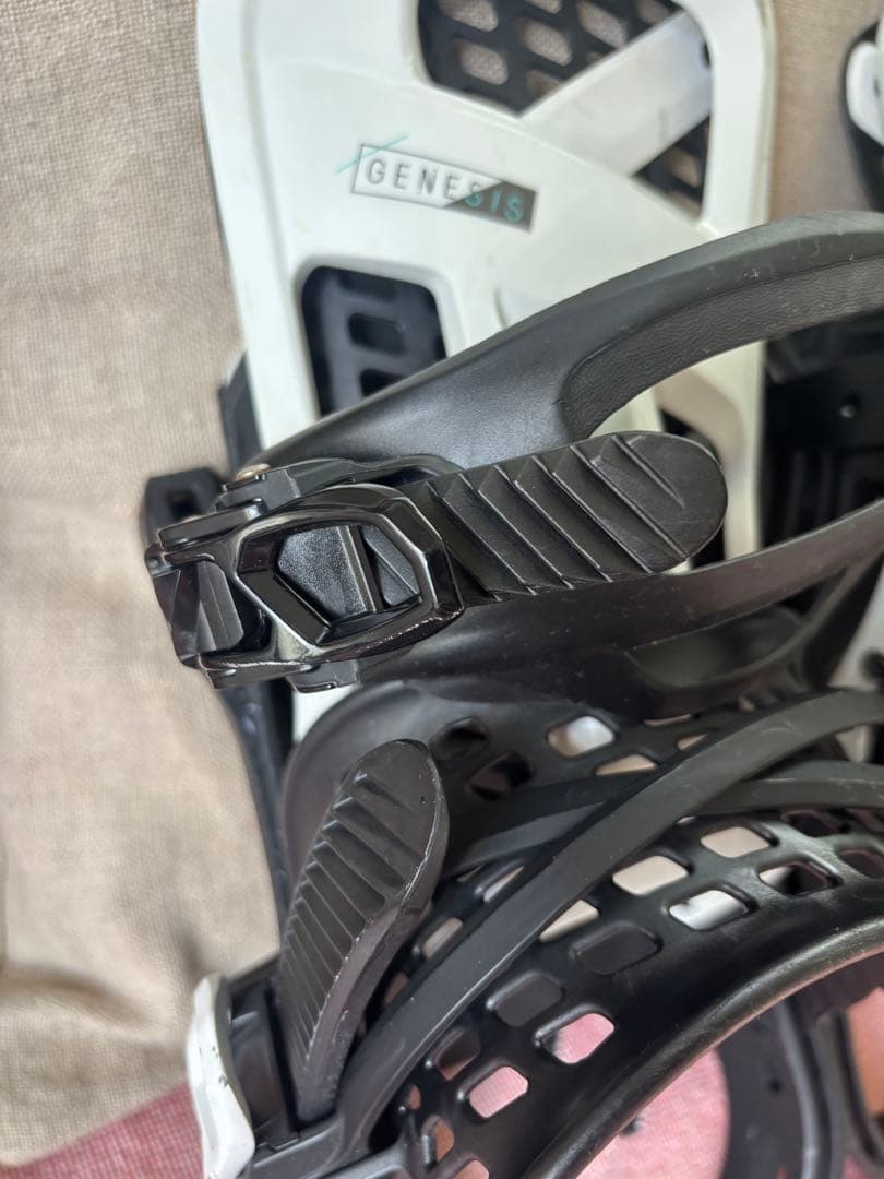 Burton Genesis スノーボード ビンディング ホワイト/ブラック