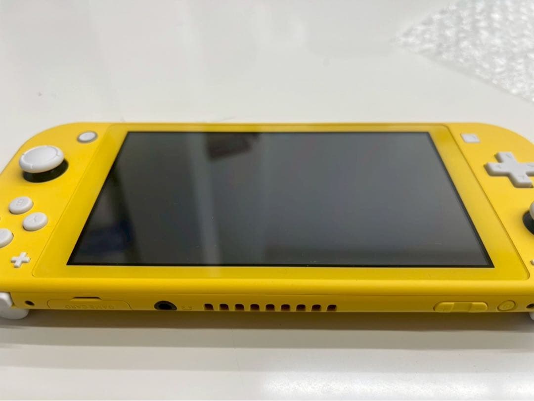 任天堂 Switch Lite スイッチライト 本体 イエロー アダプター付