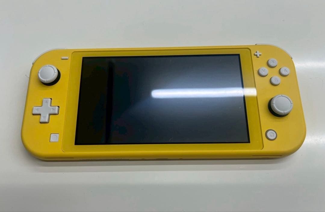 任天堂 Switch Lite スイッチライト 本体 イエロー アダプター付