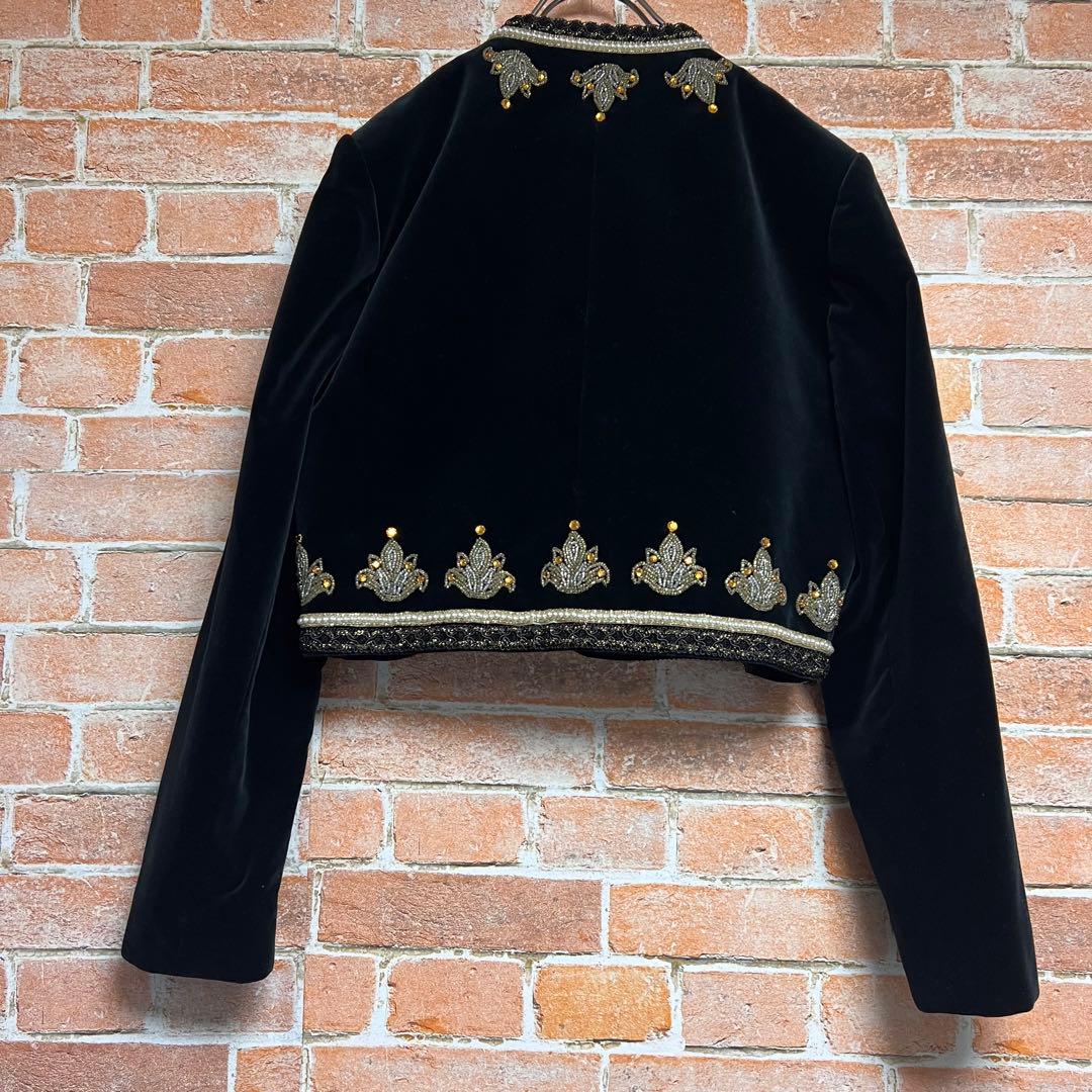 (希少)ユキトリイ　ノーカラーベロアジャケット　金刺繍　パール　グロップド丈　黒