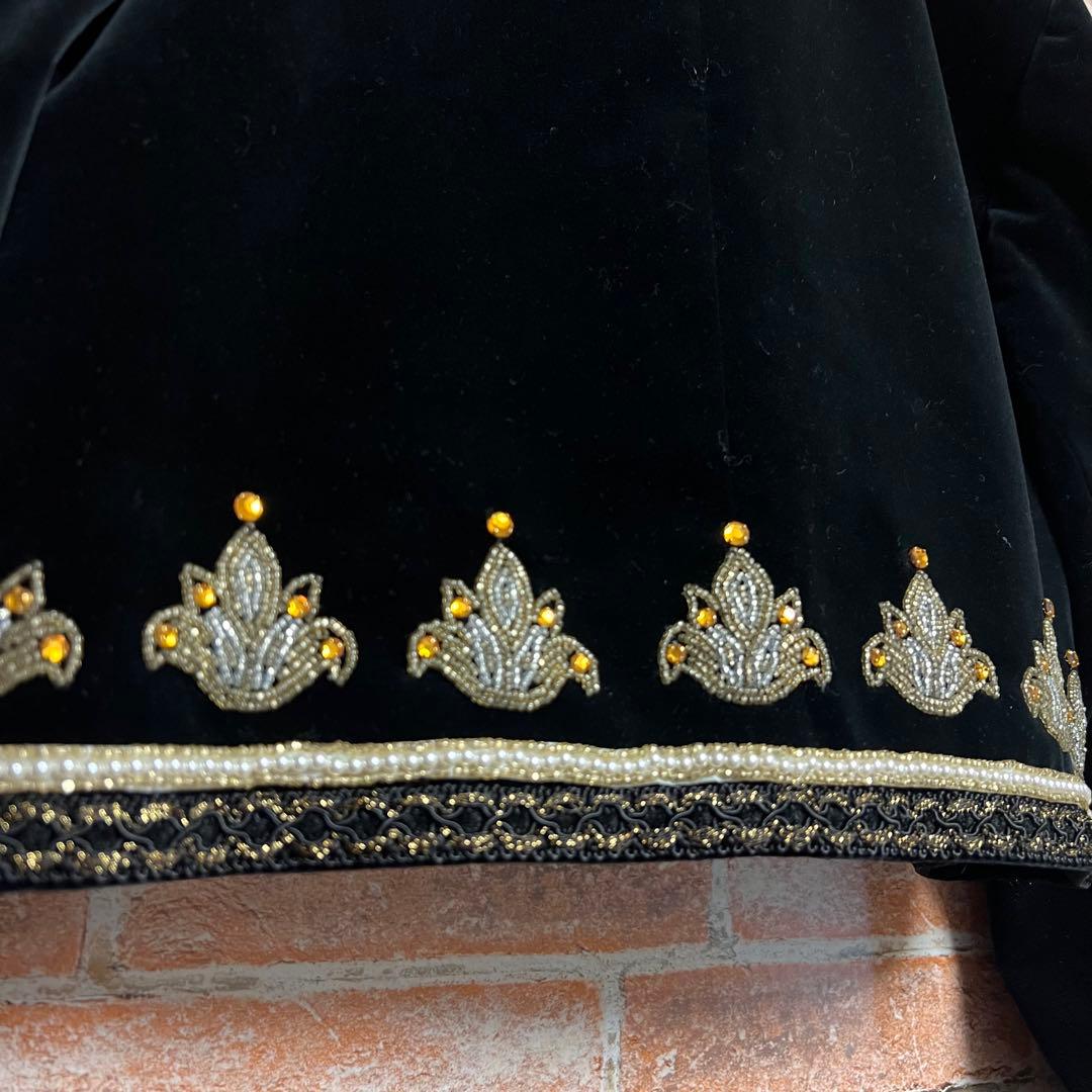 (希少)ユキトリイ　ノーカラーベロアジャケット　金刺繍　パール　グロップド丈　黒