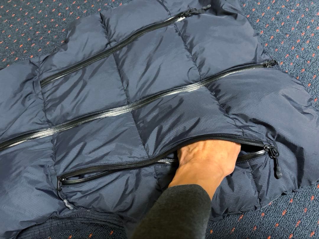 ナンガ NANGA ダウンベスト S