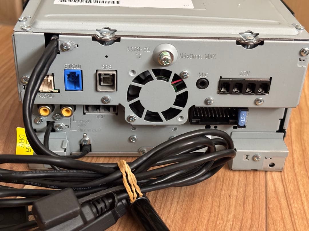 KENWOOD MDV-D707BT ナビ　Bluetooth