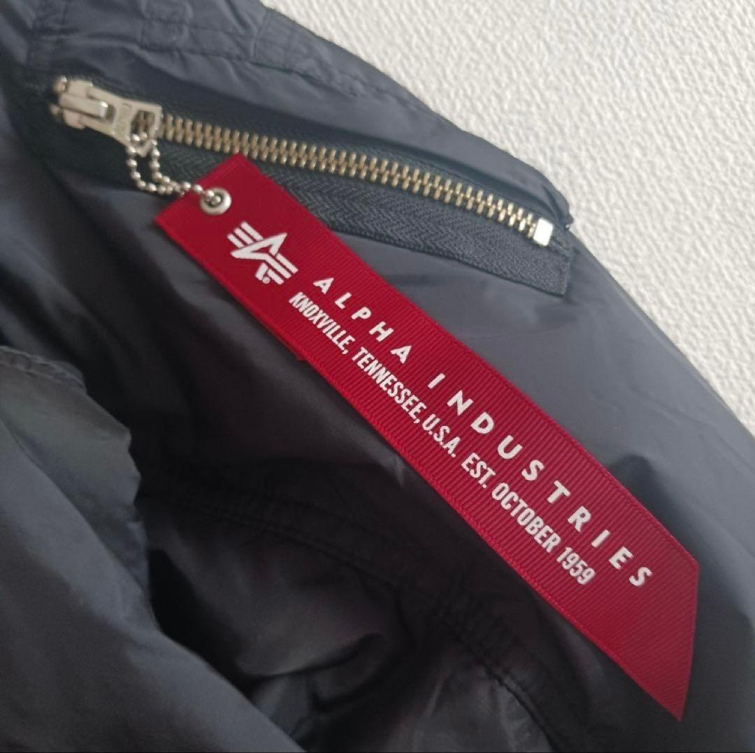 アルファインダストリーズ MA-1 ジャケット Mサイズ 黒 短丈 ショート丈