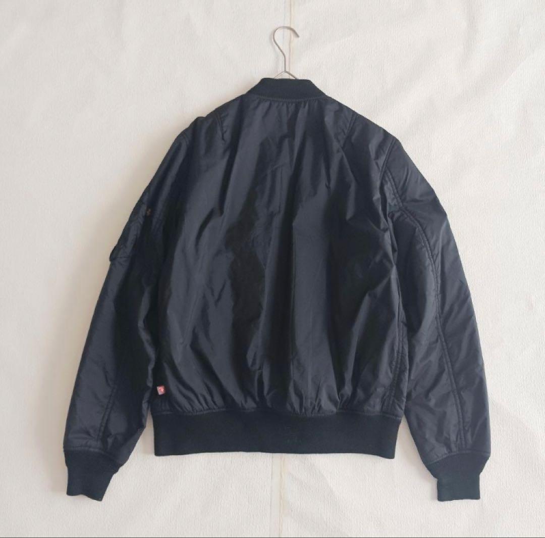 アルファインダストリーズ MA-1 ジャケット Mサイズ 黒 短丈 ショート丈