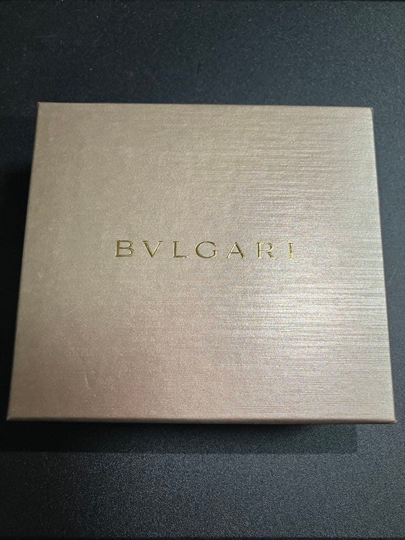 BVLGARI ブラック 二つ折り財布
