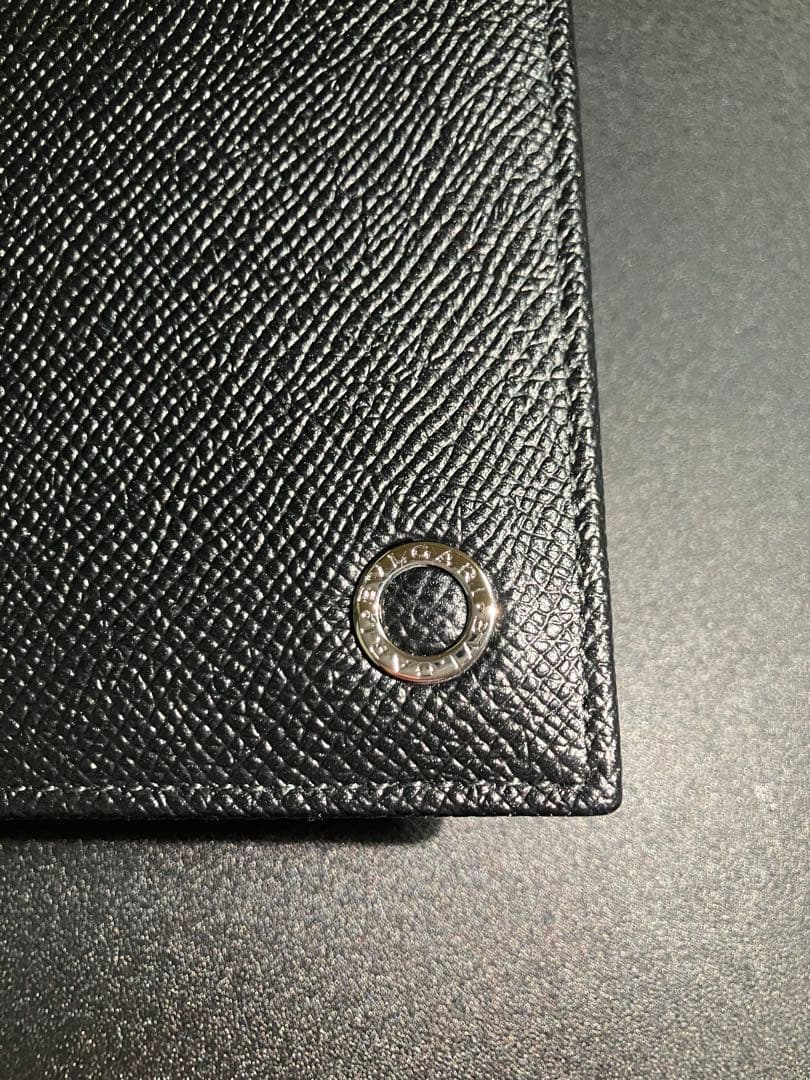 BVLGARI ブラック 二つ折り財布