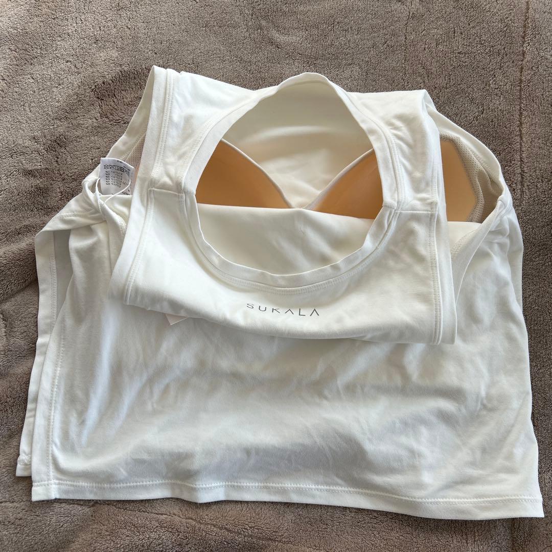 SUKALA ホワイト タンクトップ Mサイズ 未使用