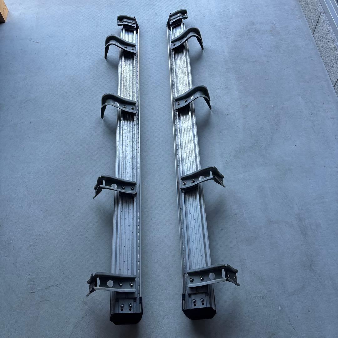 ランクル70 (再販) 純正サイドステップ 【送料購入者負担】