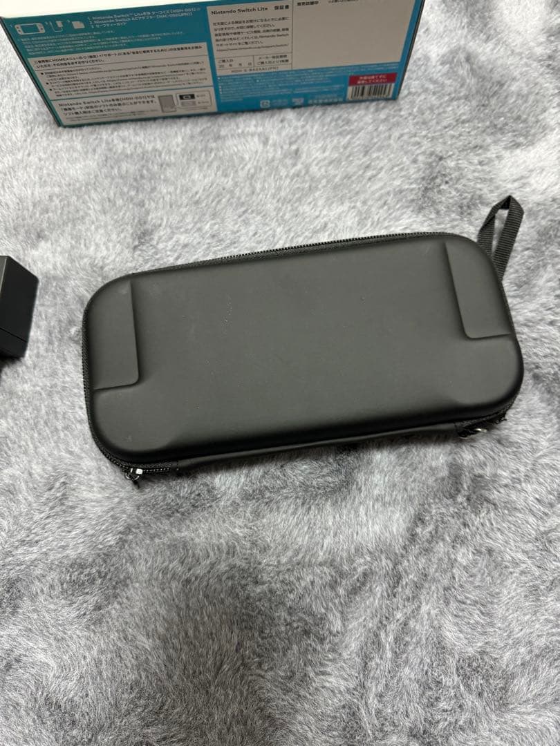 Switchライト　(美品)本体　コントローラー　ケース