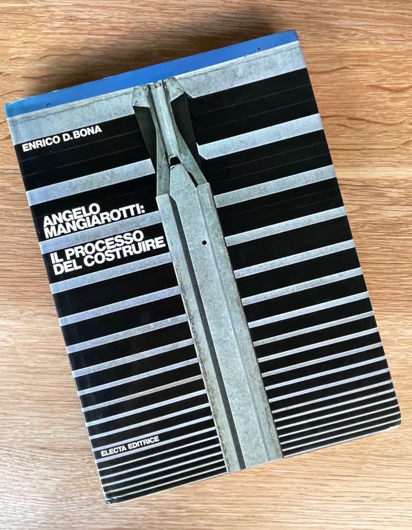 稀少本　ANGELLO MANGIAROTTI　マンジャロッティ　作品集