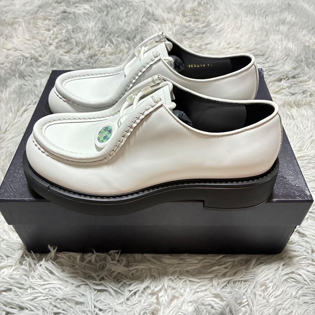 【新品未使用】PRADA ダイアパソン オペーク〈参考価格165,000円〉