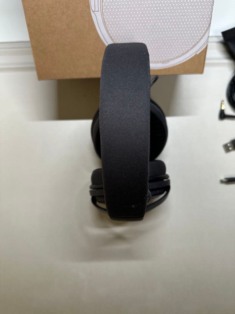 未使用に近いaudio-technica ATH-HL7BTワイヤレスヘッドホン