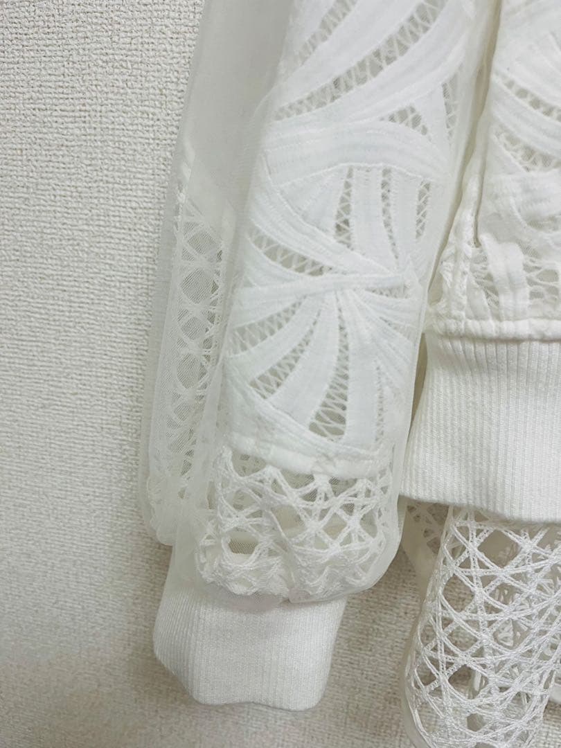 AULA AILA ホワイトレースブルゾン　日曜までSALE