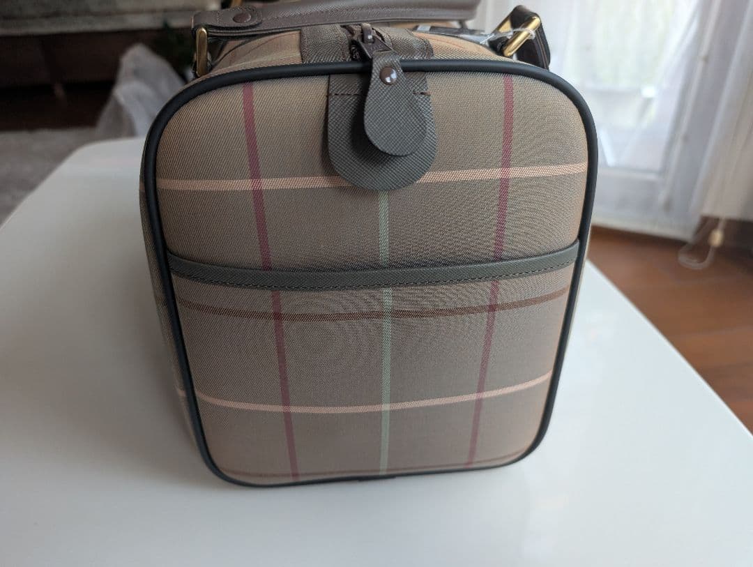 セキヤ様【未使用・タグ付】バーバリー ボストンバッグ 三陽商会 シャドーチェック