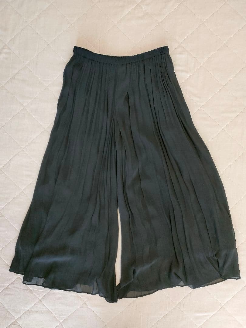 BEARDSLEYビアズリー　シワシフォンギャザーパンツ　ブラックFREE