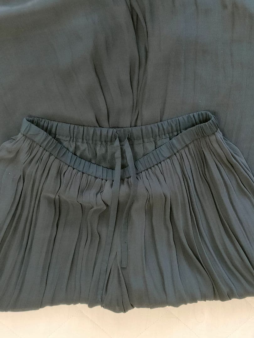 BEARDSLEYビアズリー　シワシフォンギャザーパンツ　ブラックFREE