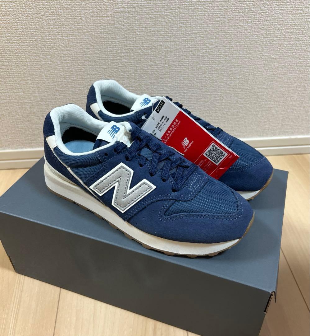 3連休限定！新品です★New Balance WL996 レディーススニーカー