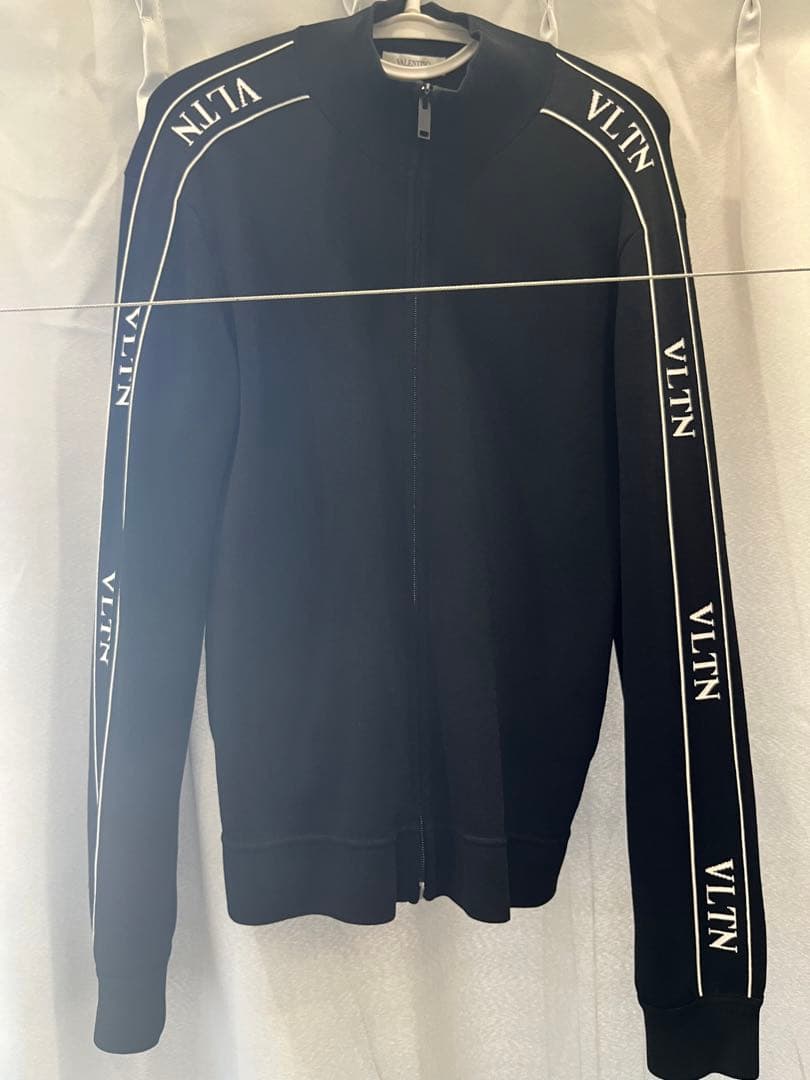 valentino テープロゴレーヨンジャージ