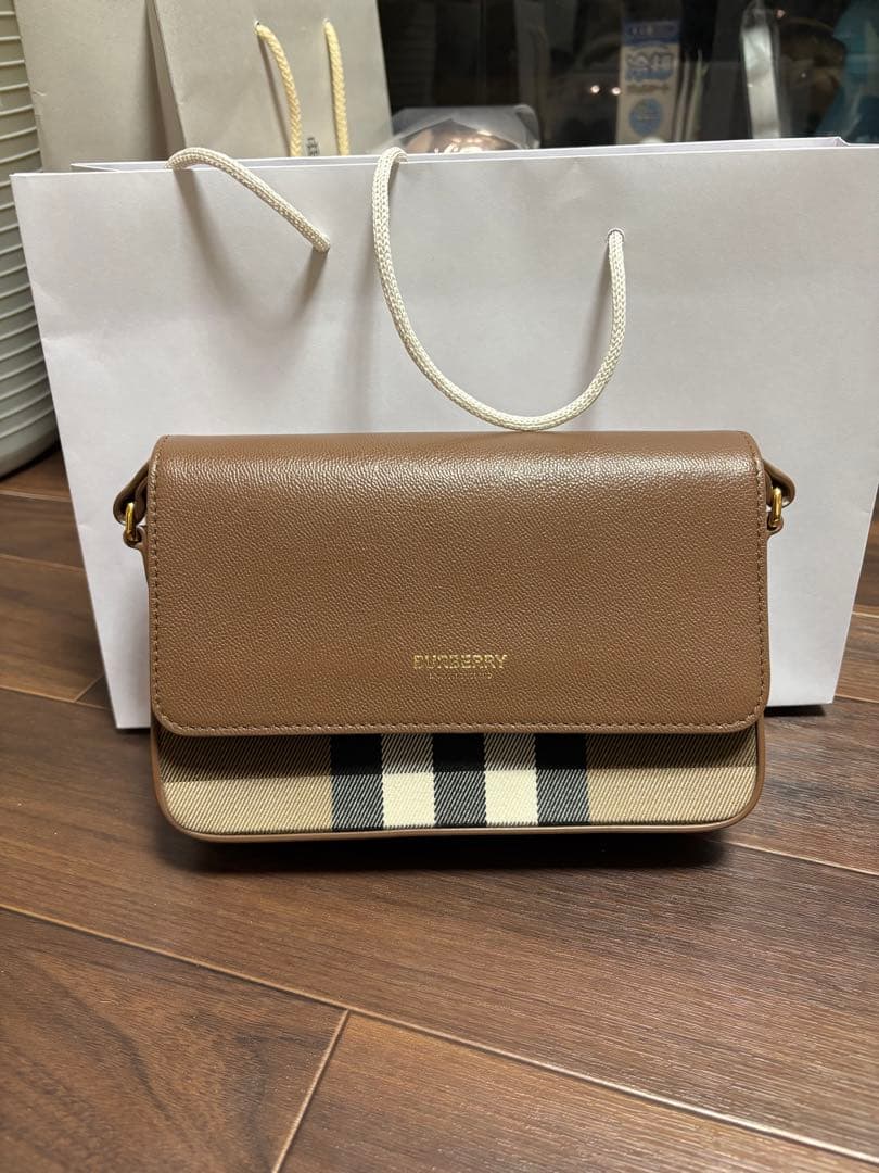 BURBERRY ショルダーバッグ ブラウンチェック