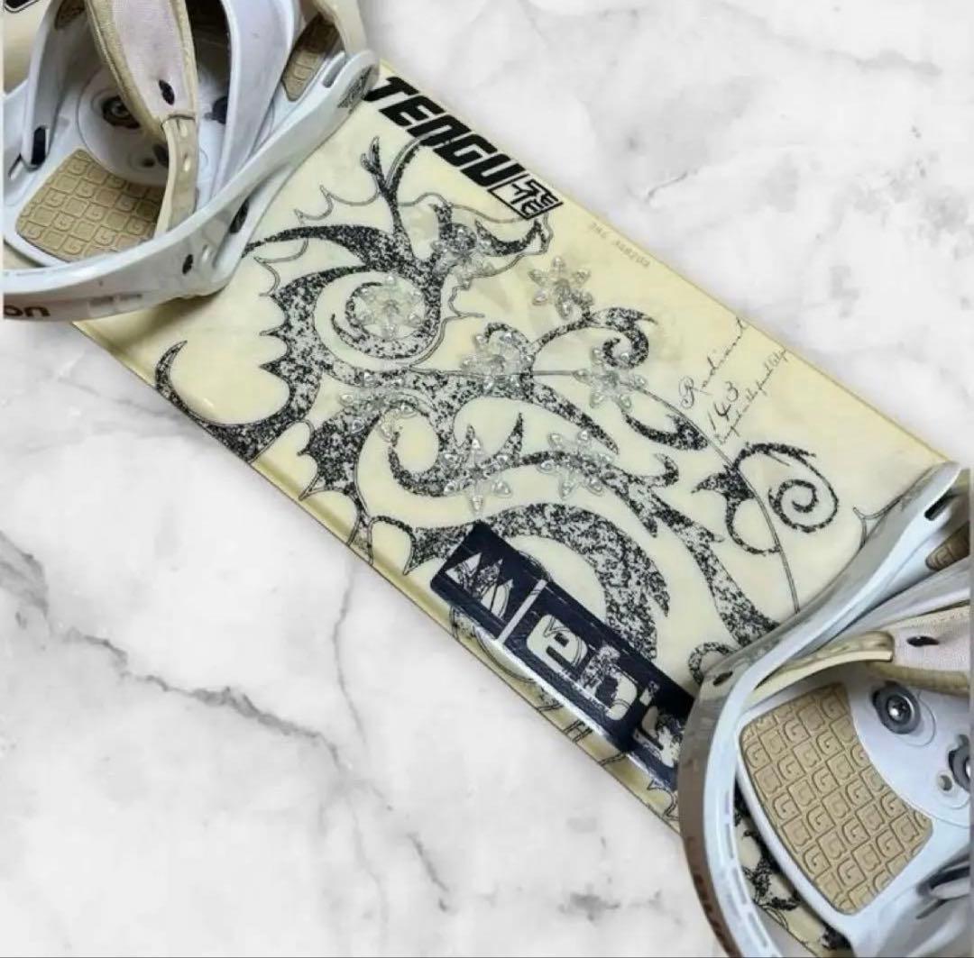 SALOMON スノーボード 143cm レディース 板 ビンディング バートン