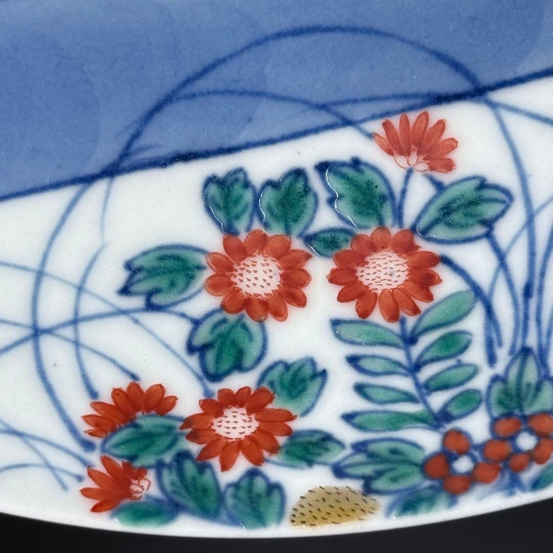 後期鍋島　色鍋島　色絵霞秋草文皿　萩　撫子　桔梗　菊　秋草　納箱付　19.3cm