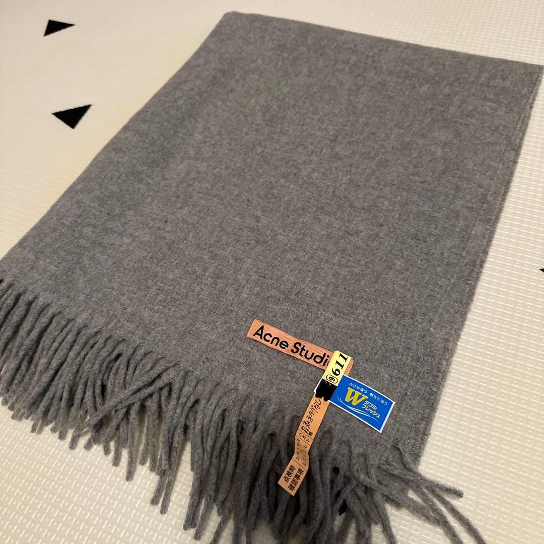 C*t様 Acne Studios グレー フリンジ付きマフラー