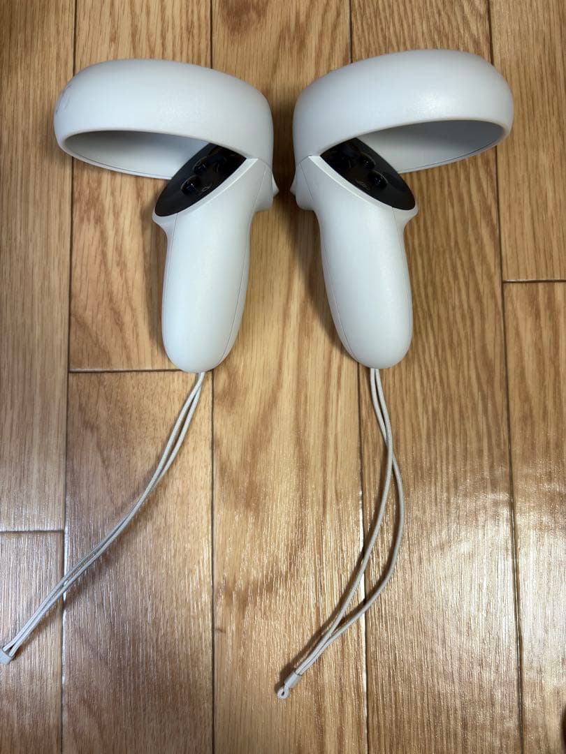  Quest 2(128GB)&Eliteストラップ　非純正ケース付き