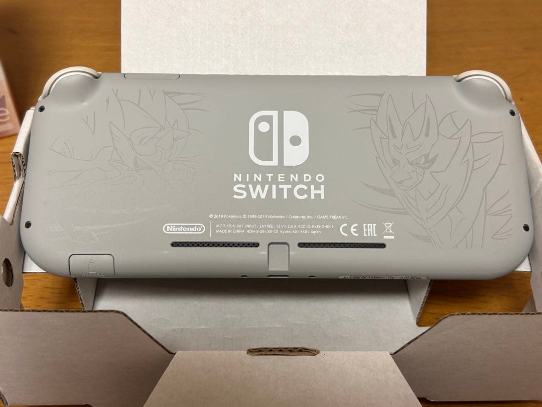 Nintendo Switch Lite 本体 ザシアン ザマゼンタ