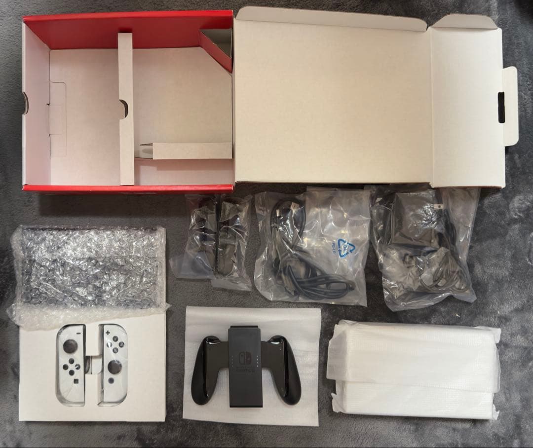 【美品】Nintendo Switch 有機ELモデル 本体＋プロコン