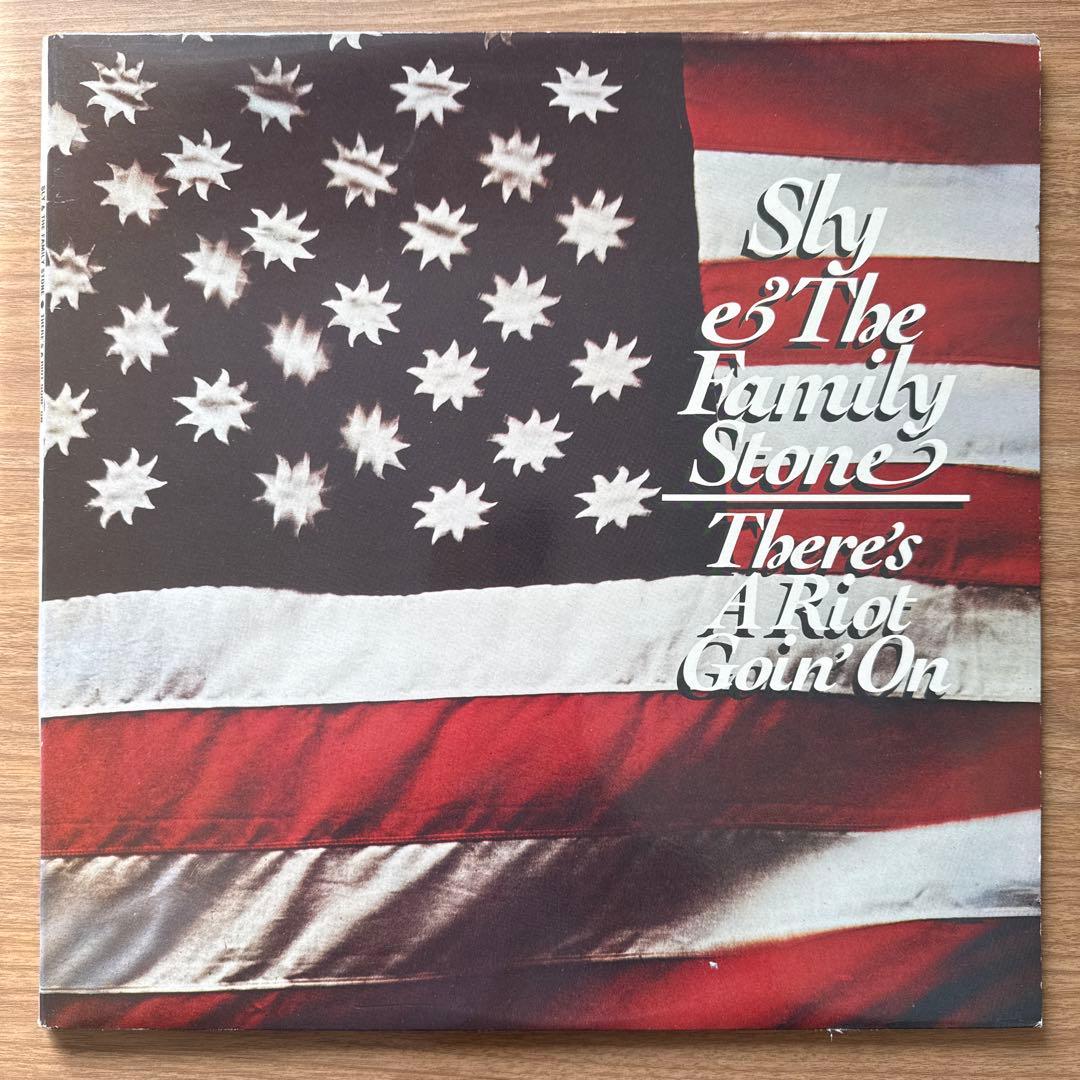Sly & The Family Stone – There's A Riot…