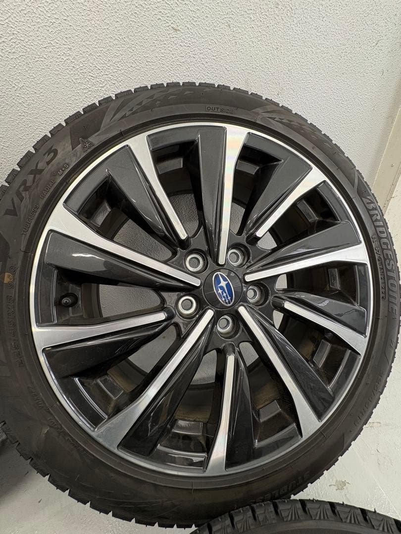 レヴォーグ　ホイールセット　引き取り限定　冬タイヤ