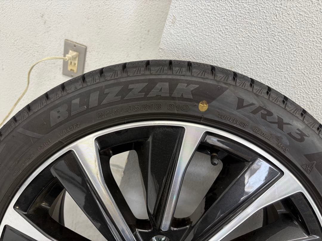 レヴォーグ　ホイールセット　引き取り限定　冬タイヤ