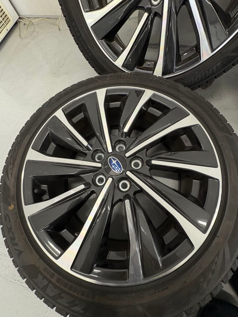 レヴォーグ　ホイールセット　引き取り限定　冬タイヤ