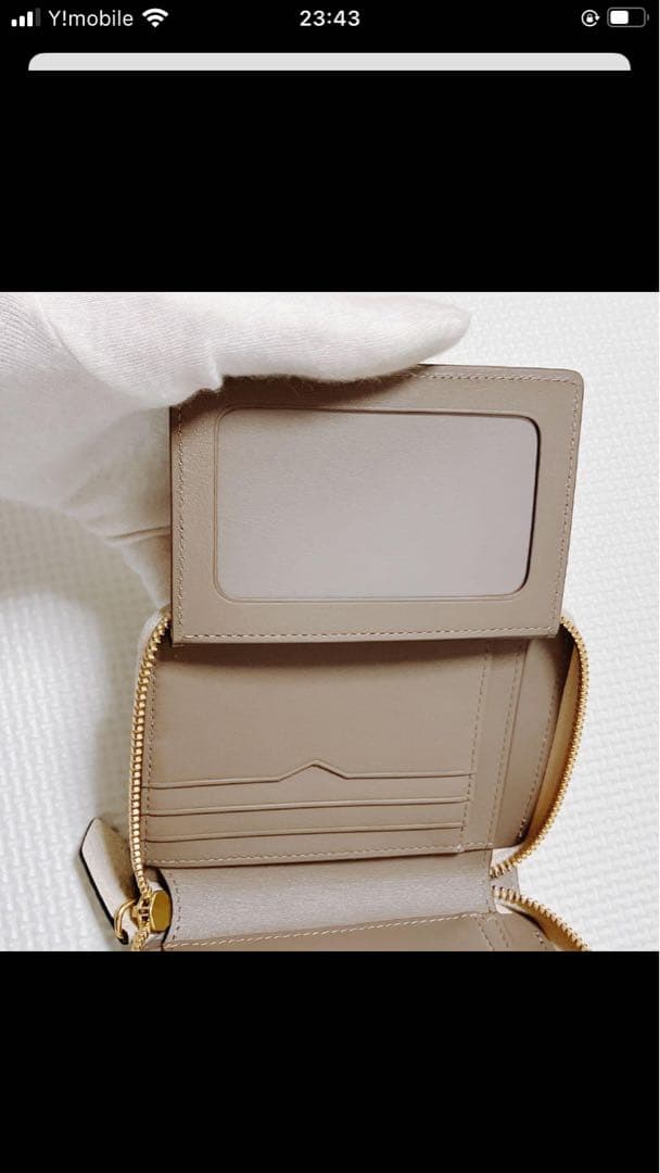 未使用BONAVENTURAジップウォレット　シュリンクレザー折り財布　ホワイト