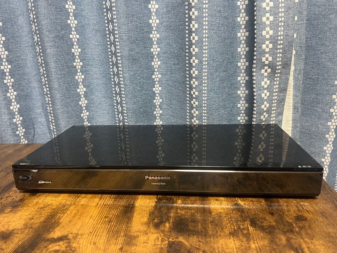 パナソニック　ブルーレイレコーダー DMR-BZT810