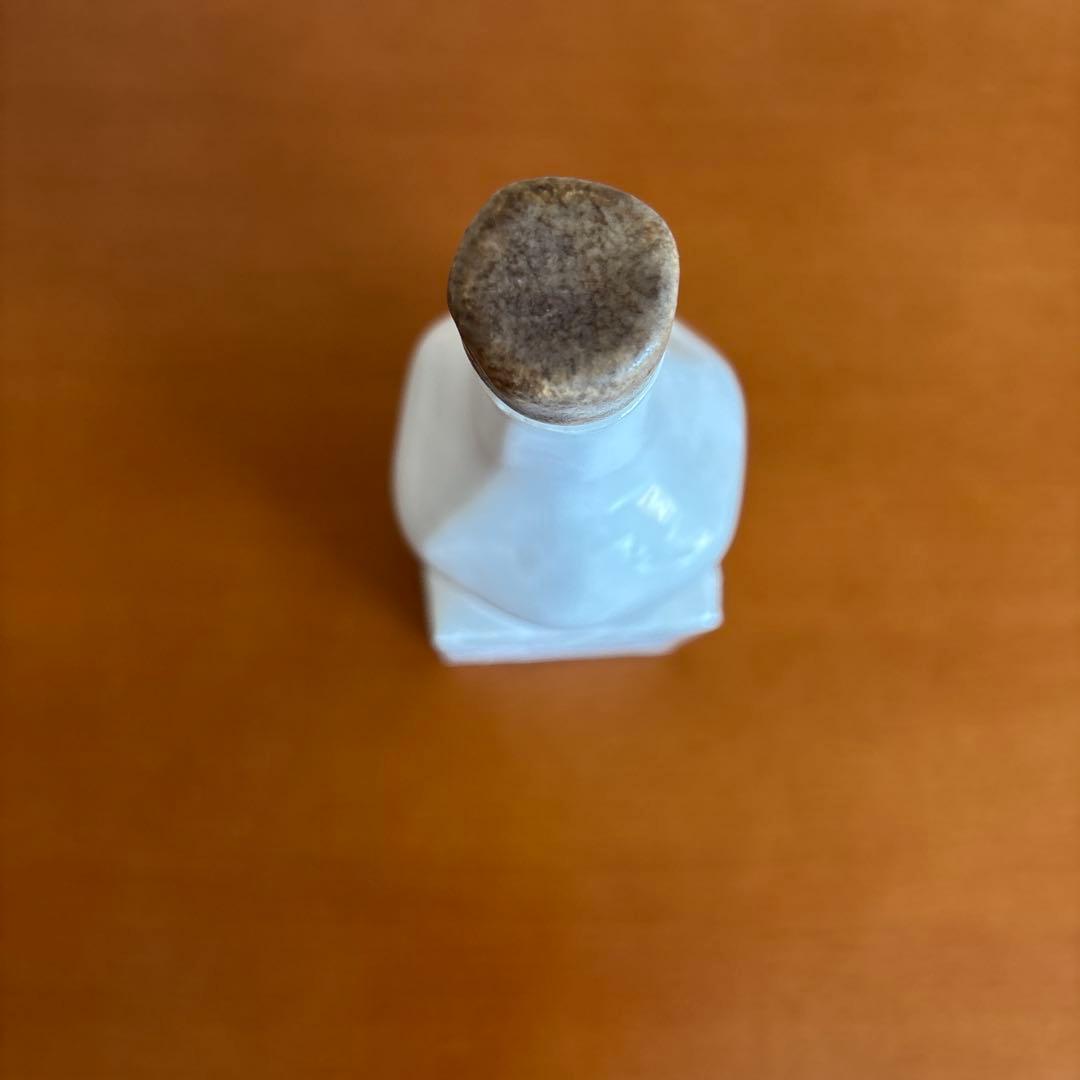 内田鋼一氏作 白釉酒器