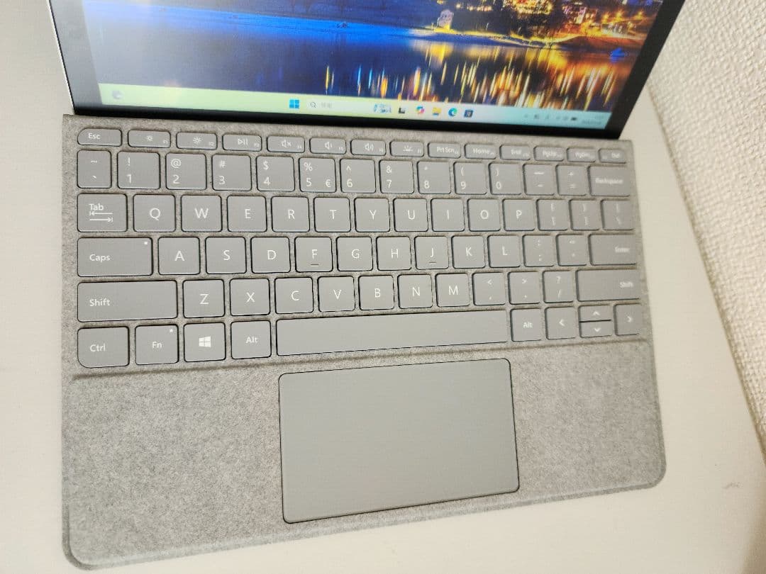 美品　2in1モデル Surface Go 3タッチパネル 超軽量ノートパソコン