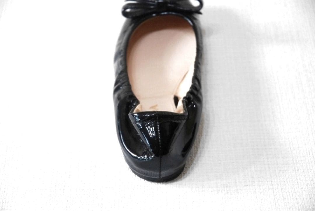 PRADA プラダ /バレエシューズ 黒 エナメル リボン フラット ロゴ