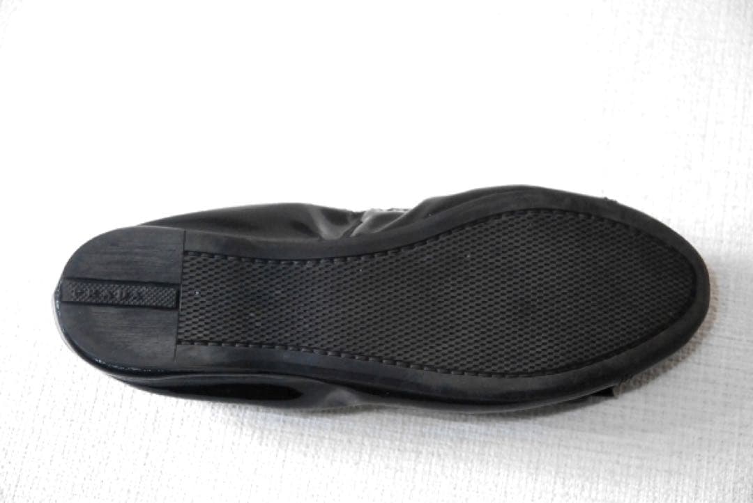 PRADA プラダ /バレエシューズ 黒 エナメル リボン フラット ロゴ