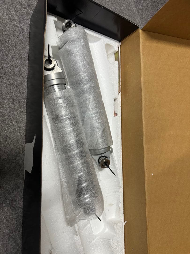 早い者勝ちオーリンズ ハーレーツアラー FLHX/FLTR/CVO ラスト出品❗️