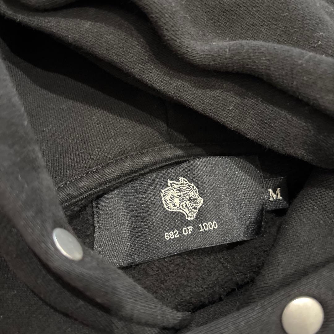 ダルクスポーツ　パーカー