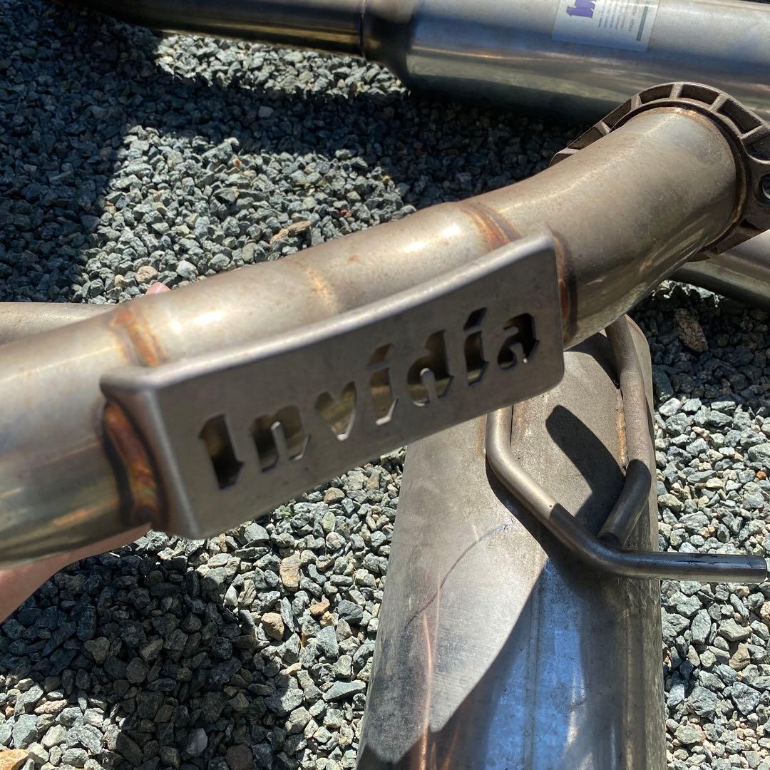 86 invidia マフラー