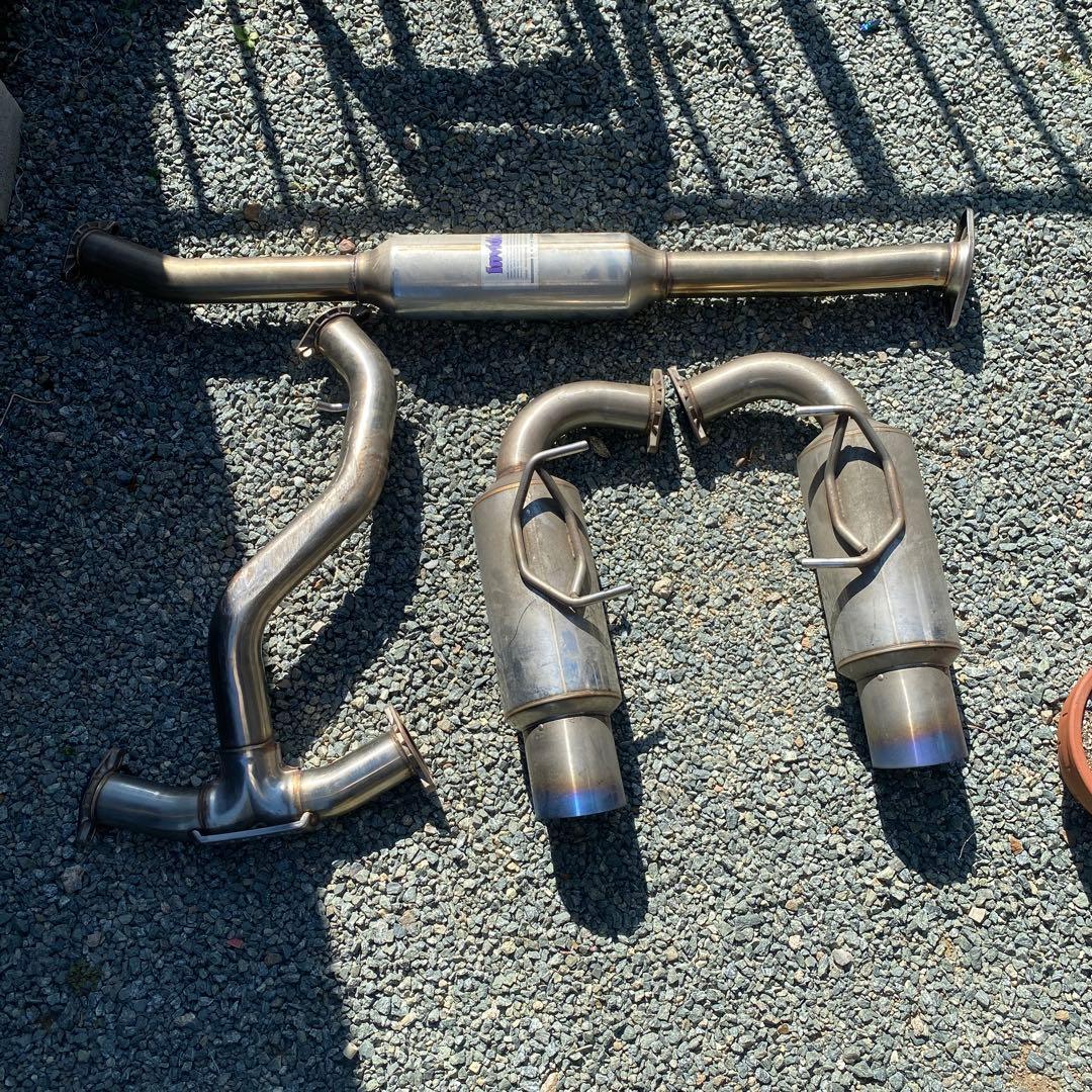 86 invidia マフラー